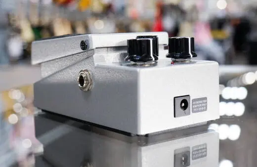 BOSS - FZ-5 Fuzz Pedal 2